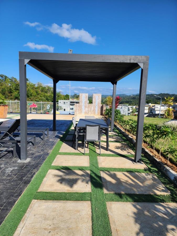Pyramid Joy, 2 Bedroom Villa, Ocho Rios, Jamaica エクステリア 写真