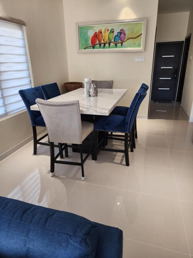 Pyramid Joy, 2 Bedroom Villa, Ocho Rios, Jamaica エクステリア 写真