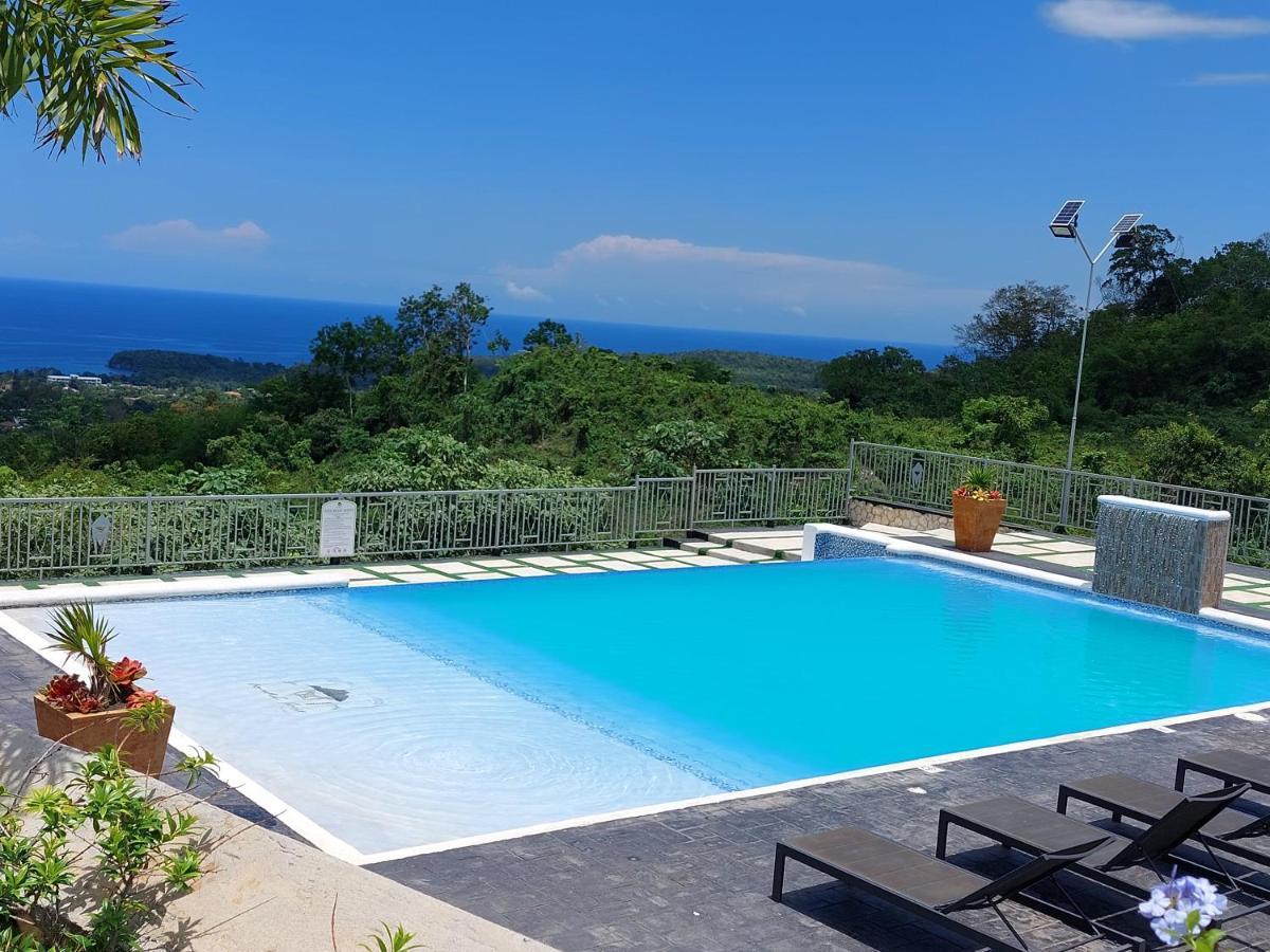 Pyramid Joy, 2 Bedroom Villa, Ocho Rios, Jamaica エクステリア 写真